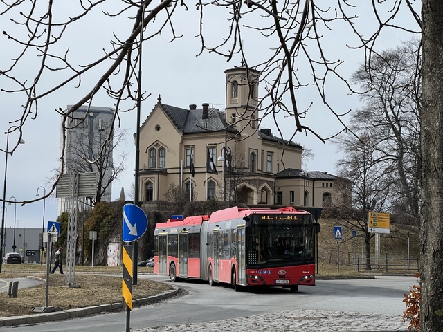 Foto van UniBuss Solaris Urbino 18 E 23212 Gelede bus door_gemaakt Stadsbus