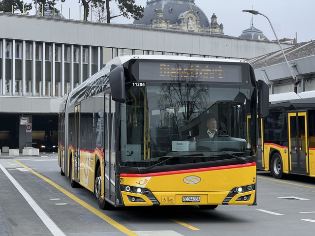 Foto van Postauto Solaris Urbino 18 11206 Gelede bus door Stadsbus