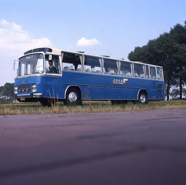 Foto van EHAD DAF SB1602/Van Hool 88 Standaardbus door NE24