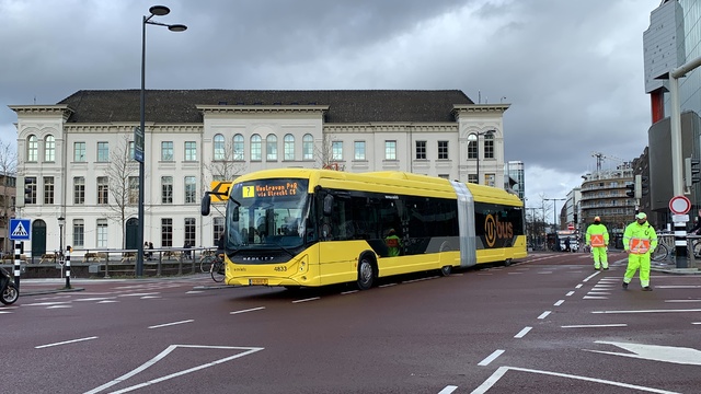 Foto van QBZ Heuliez GX437 ELEC 4833 Gelede bus door_gemaakt Stadsbus
