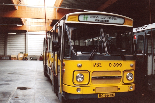 Foto van VSL DAF MB200 399 Standaardbus door wyke2207