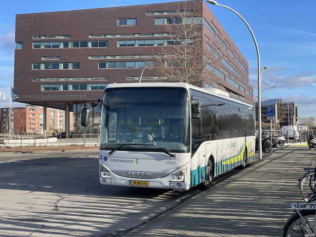 Foto van CXX Iveco Crossway LE (13mtr) 5540 Standaardbus door M48T