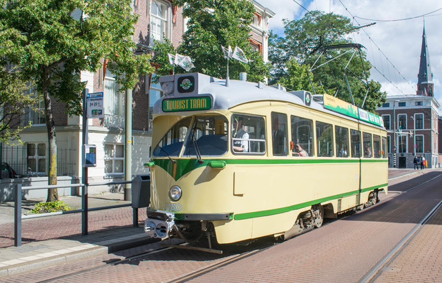 Foto van HOVM Haagse PCC 1180 Tram door HvDam