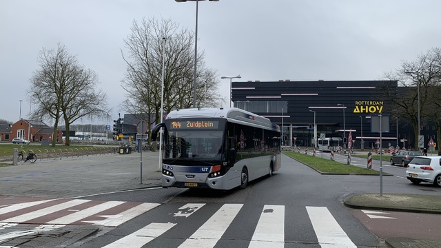 Foto van RET VDL Citea SLE-120 Hybrid 1217 Standaardbus door Stadsbus