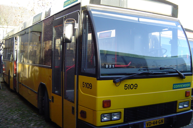 Foto van CXX Den Oudsten B88 5109 Standaardbus door wyke2207