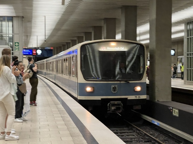 Foto van MVG MVG Baureihe B 7526 Metro door Stadsbus