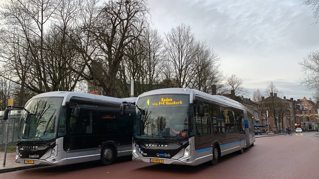 Foto van QBZ Heuliez GX437 ELEC 7423 Gelede bus door_gemaakt Stadsbus