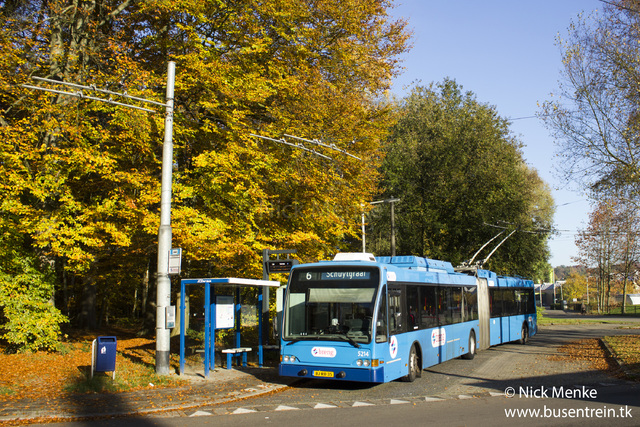 Foto van HER Berkhof Premier AT 18 5214 Gelede bus door Busentrein