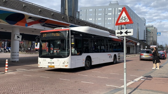 Foto van HTM MAN Lion's City CNG 1098 Standaardbus door_gemaakt Stadsbus