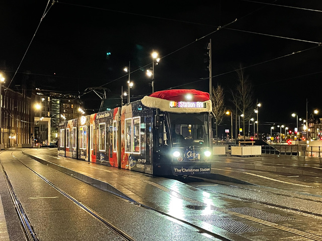 Foto van GVB Siemens Combino 2058 Tram door_gemaakt TrainspotterAmsterdam