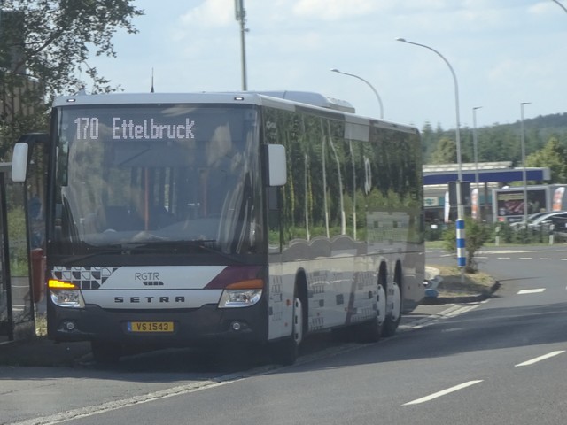 Foto van Weber Setra S 418 LE Business 1543 Standaardbus door Rotterdamseovspotter