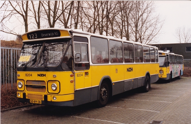 Foto van NZH DAF MB200 8204 Standaardbus door wyke2207
