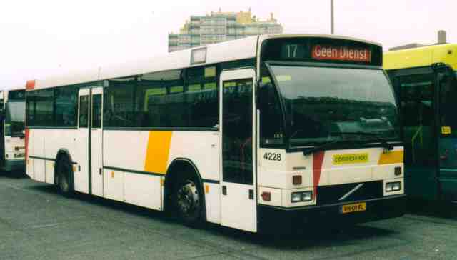 Foto van CXX Den Oudsten B88 4228 Standaardbus door Jelmer