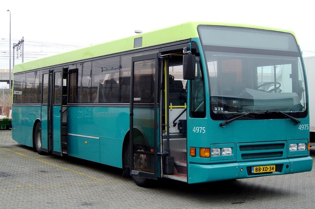 Foto van CXX Berkhof 2000NL 4975 Standaardbus door wyke2207