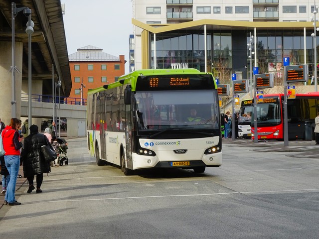 Foto van CXX VDL Citea LLE-120 5864 Standaardbus door Rotterdamseovspotter