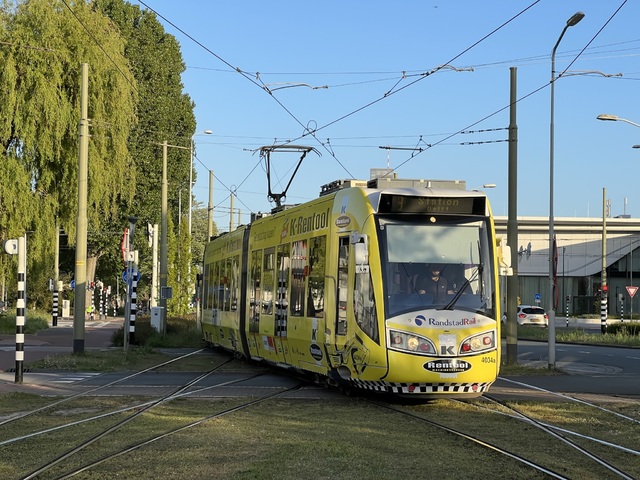 Foto van HTM RegioCitadis 4034 Tram door Stadsbus