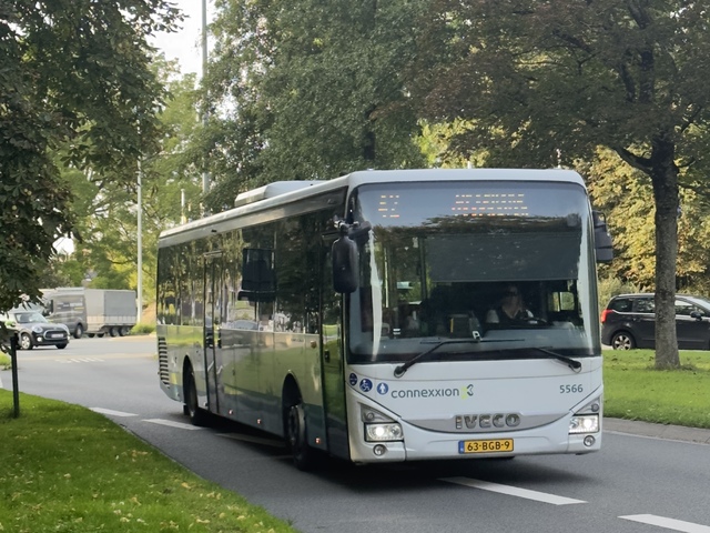 Foto van CXX Iveco Crossway LE (13mtr) 5566 Standaardbus door Ovzuidnederland