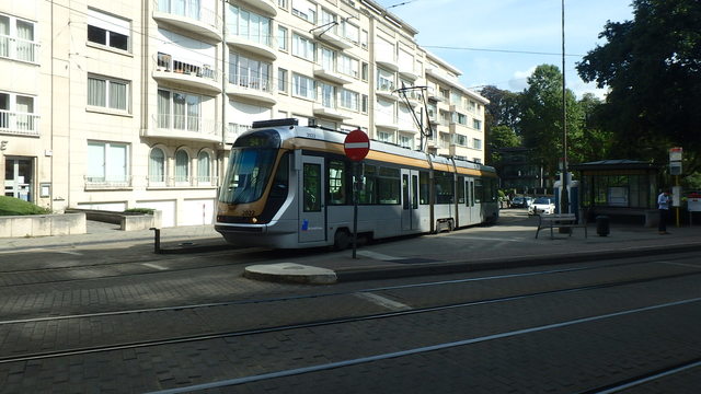 Foto van MIVB Tram 2000 2022 Tram door_gemaakt Perzik