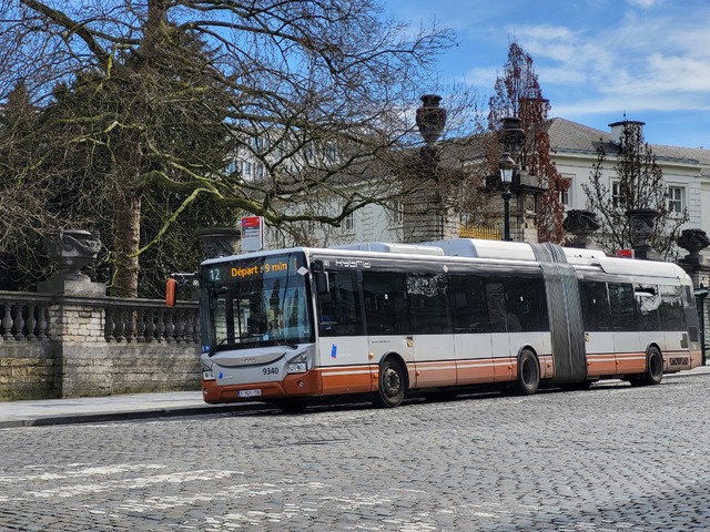 Foto van MIVB Iveco Urbanway 18 Hybrid 9340 Gelede bus door VoidecxOV