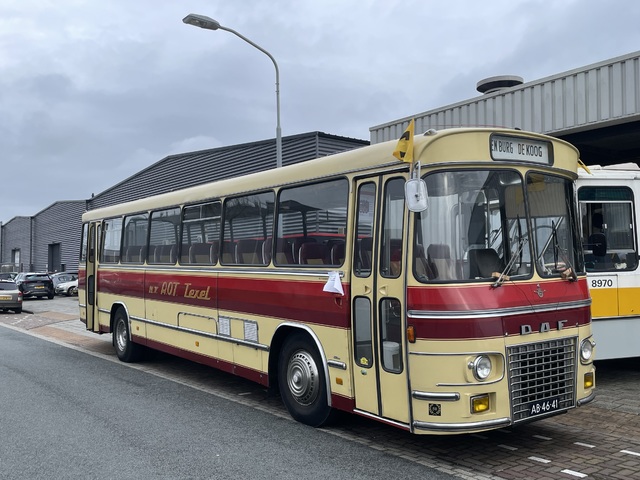 Foto van NZHVM DAF MB200 5 Standaardbus door M48T
