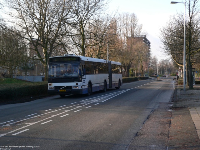 Foto van GVB Den Oudsten B88 G 545 Gelede bus door tsov