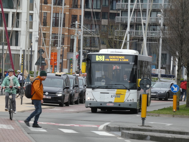 Foto van DeLijn Jonckheere Transit 2000 5157 Standaardbus door Delijn821