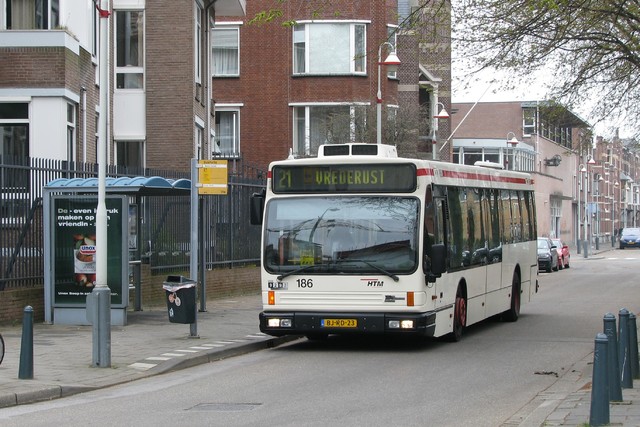 Foto van HTM Den Oudsten B96 186 Standaardbus door dmulder070