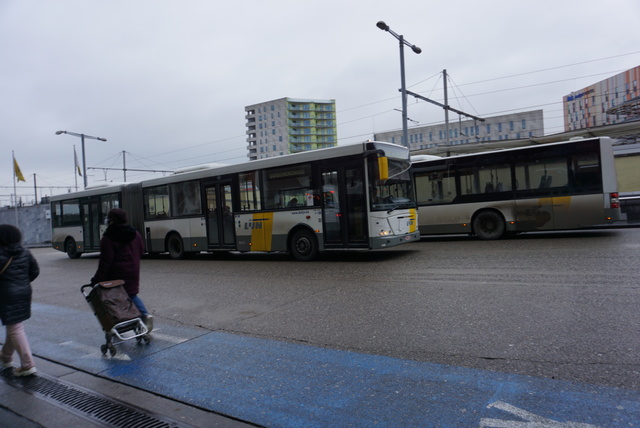 Foto van DeLijn Jonckheere Transit 2000 G 4411 Gelede bus door Delijn821