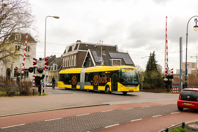 Foto van QBZ Heuliez GX437 ELEC 4809 Gelede bus door TrambestuurderUtrecht