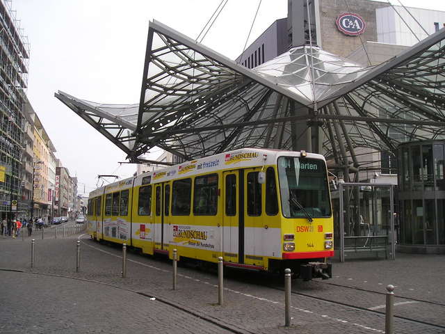 Foto van DSW21 Stadtbahnwagen M/N 8 144 Tram door Perzik