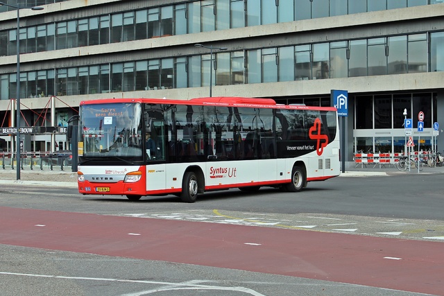 Foto van KEO Setra S 415 LE Business 1612 Standaardbus door bartjem
