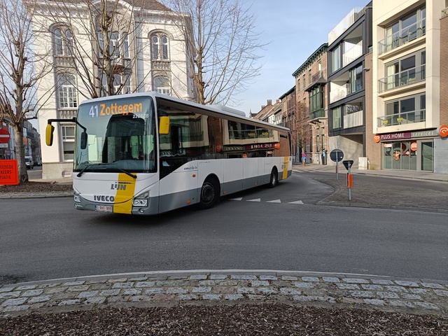 Foto van DeLijn Iveco Crossway LE (12mtr) 220628 Standaardbus door BusfanTom