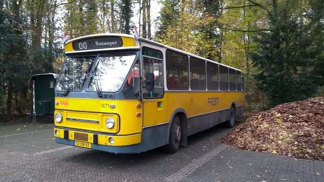 Foto van FRAM Leyland-Den Oudsten Standaardstreekbus 1671 Standaardbus door 731117