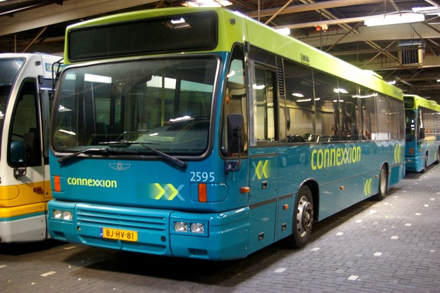 Foto van CXX Den Oudsten B95 2595 Standaardbus door wyke2207