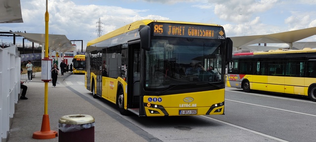 Foto van TEC Solaris Urbino 12 Hybrid 7526 Standaardbus door MHVentura