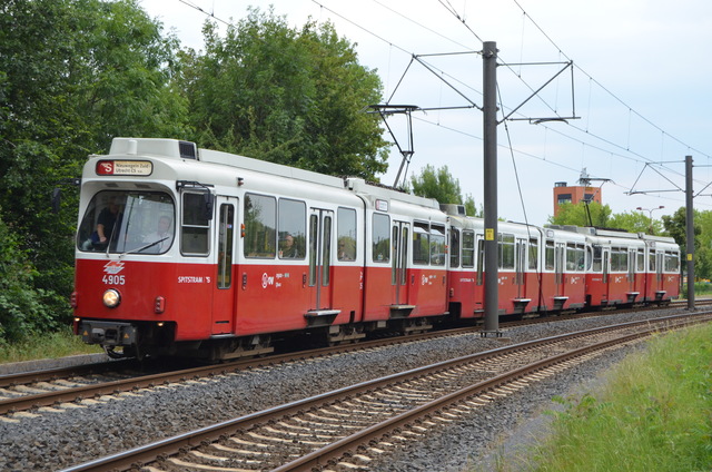 Foto van CXX Weense type E 4905 Tram door CN6635