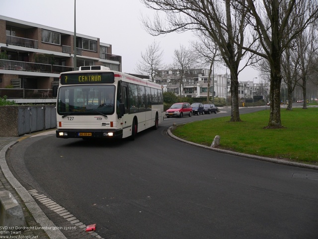 Foto van SVD Den Oudsten B96 127 Standaardbus door tsov