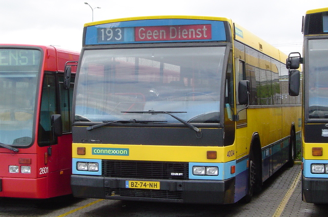 Foto van CXX Den Oudsten B88 4004 Standaardbus door wyke2207