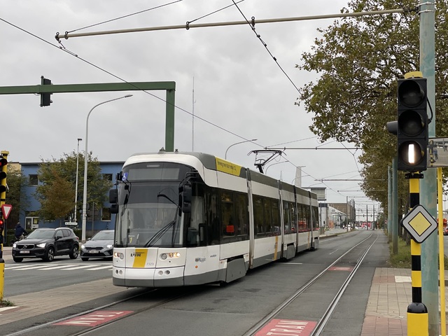Foto van DeLijn Flexity 7323 Tram door M48T