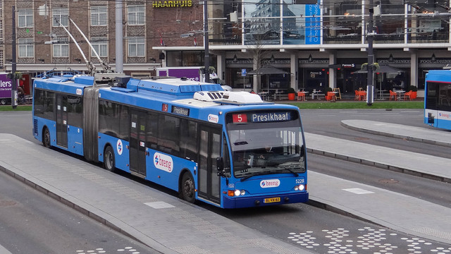 Foto van HER Berkhof Premier AT 18 5228 Gelede bus door OVdoorNederland