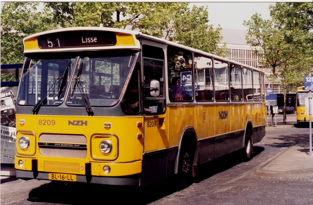 Foto van NZH DAF MB200 8209 Standaardbus door wyke2207