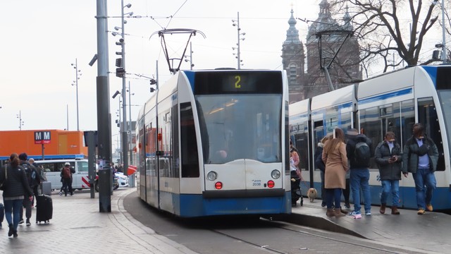 Foto van GVB Siemens Combino 2038 Tram door vervoerspotter