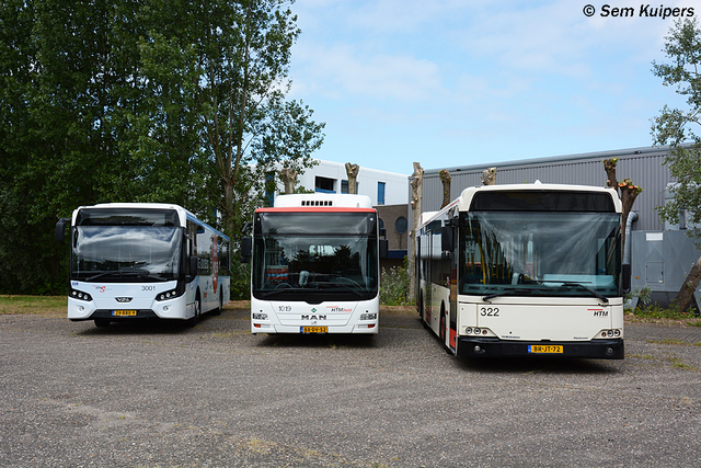 Foto van HTM Berkhof Diplomat 322 Standaardbus door RW2014