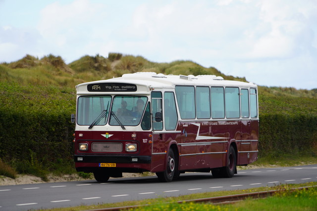 Foto van SRTM Leyland-Den Oudsten Standaardstreekbus 107 Standaardbus door_gemaakt MarcelWijers