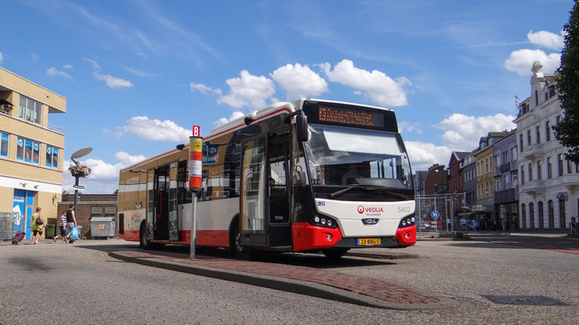 Foto van VEO VDL Citea LLE-120 5402 Standaardbus door OVdoorNederland