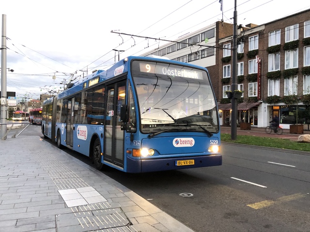 Foto van HER Berkhof Premier AT 18 5229 Gelede bus door_gemaakt TransportspotterAmsterdam