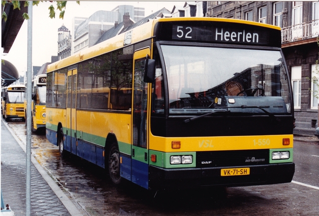 Foto van VSL Den Oudsten B88 1550 Standaardbus door wyke2207