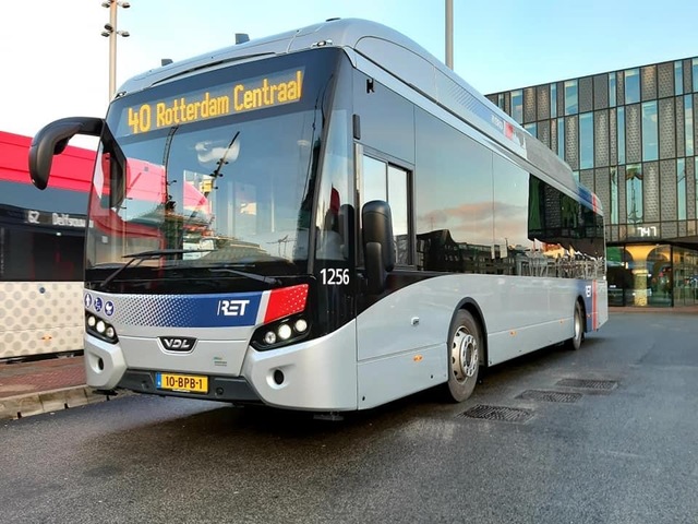 Foto van RET VDL Citea SLE-120 Hybrid 1256 Standaardbus door_gemaakt BuschauffeurWim