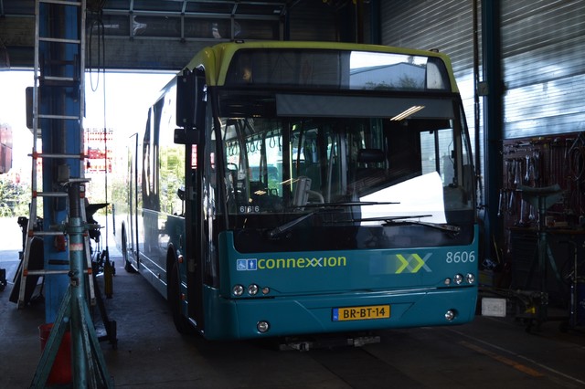 Foto van CXX VDL Ambassador ALE-120 8606 Standaardbus door wyke2207