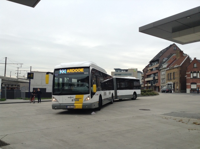 Foto van DeLijn Van Hool AG300 5806 Gelede bus door_gemaakt BusfanTom